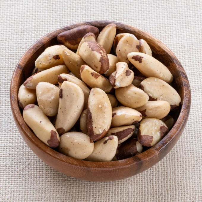Organic_Brazil_Nuts_whole-680x680